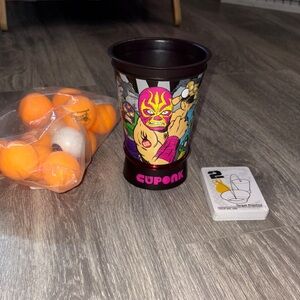 Game Colorful Luchador Cup with Ping Pong Balls